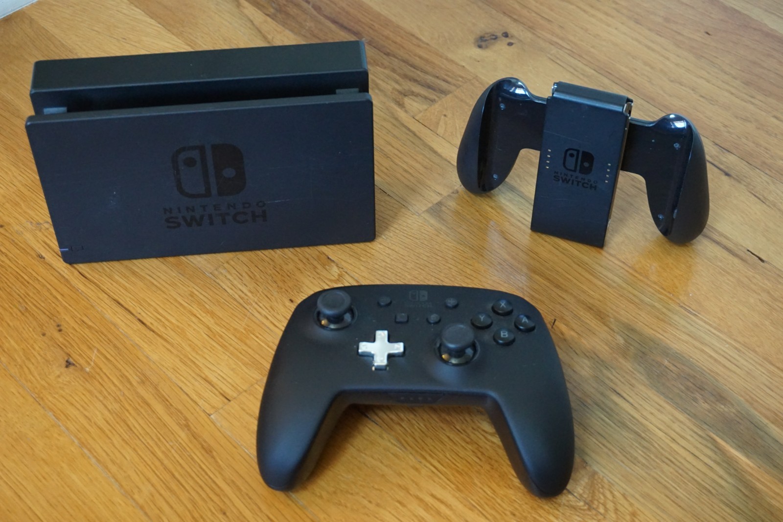Nintendo Switch console HAC-001 controller docking station accessories