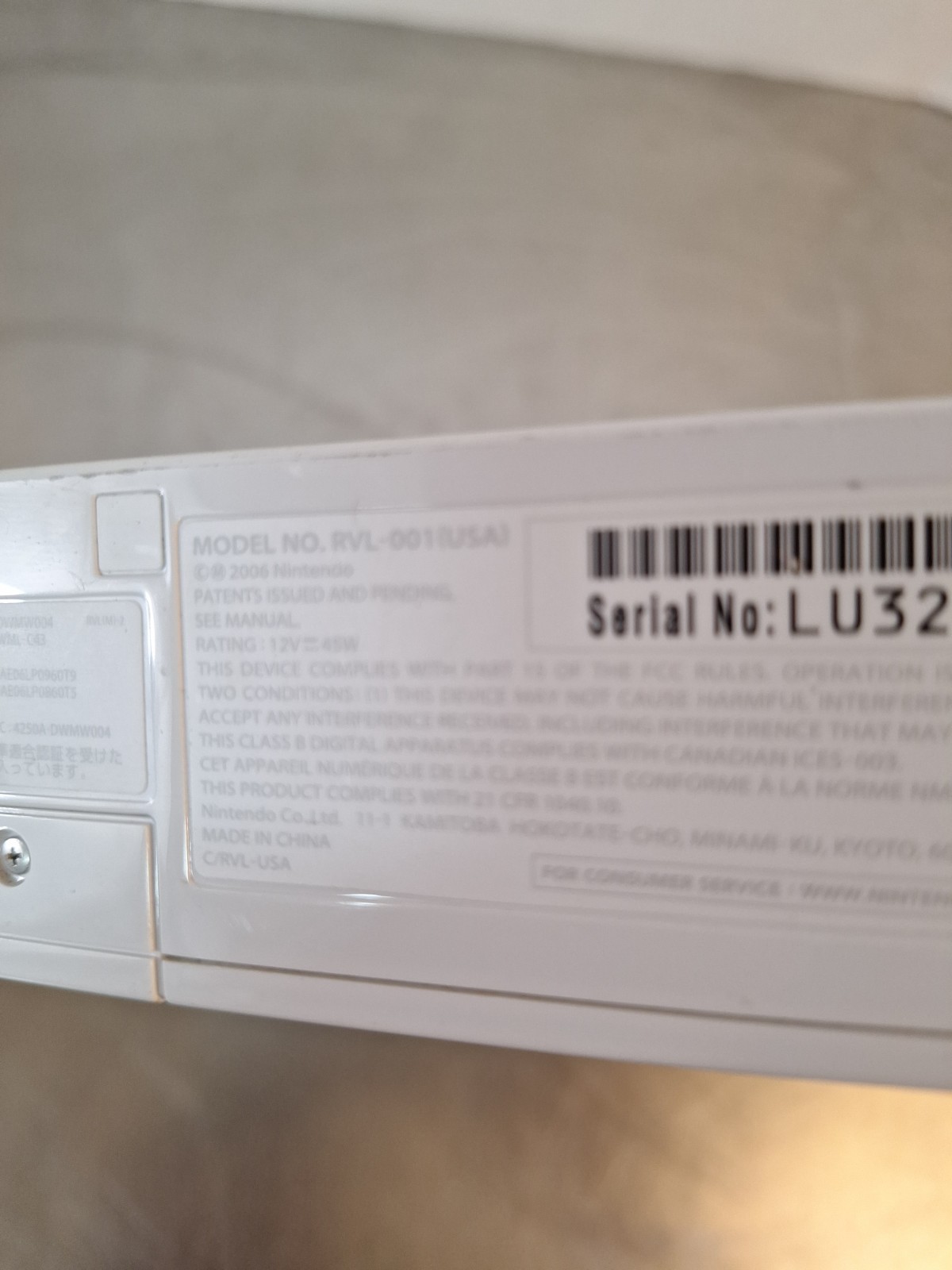 Nintendo Wii Game Console RVL-001 Bundle, USA Version, White