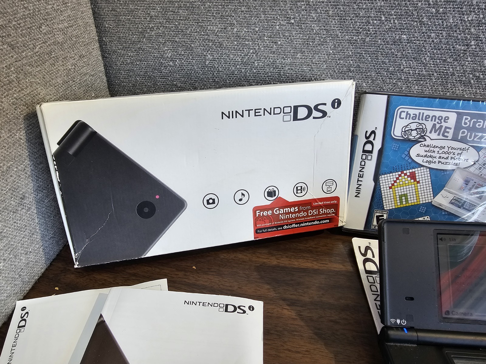 NINTENDO DSi Black Console NTSC U/C – Old Stock – TWL S KA USZ And Accessory Kit