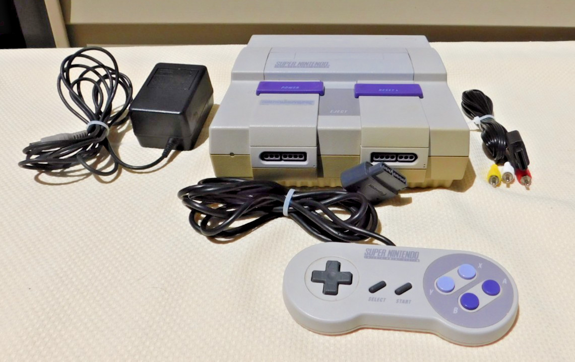 Super Nintendo SNES Console SNS-001 Controller, Power Cord, & AV Cables Tested