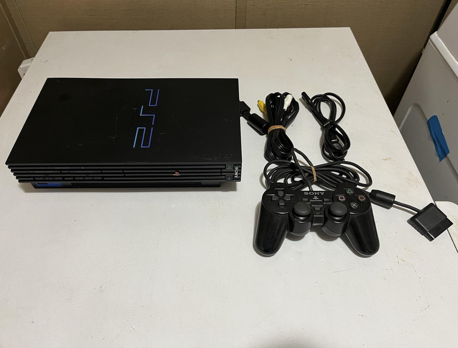 Sony PlayStation 2 PS2 SCPH-30000 Console Black NTSC-J w/Controller Cables 8MB
