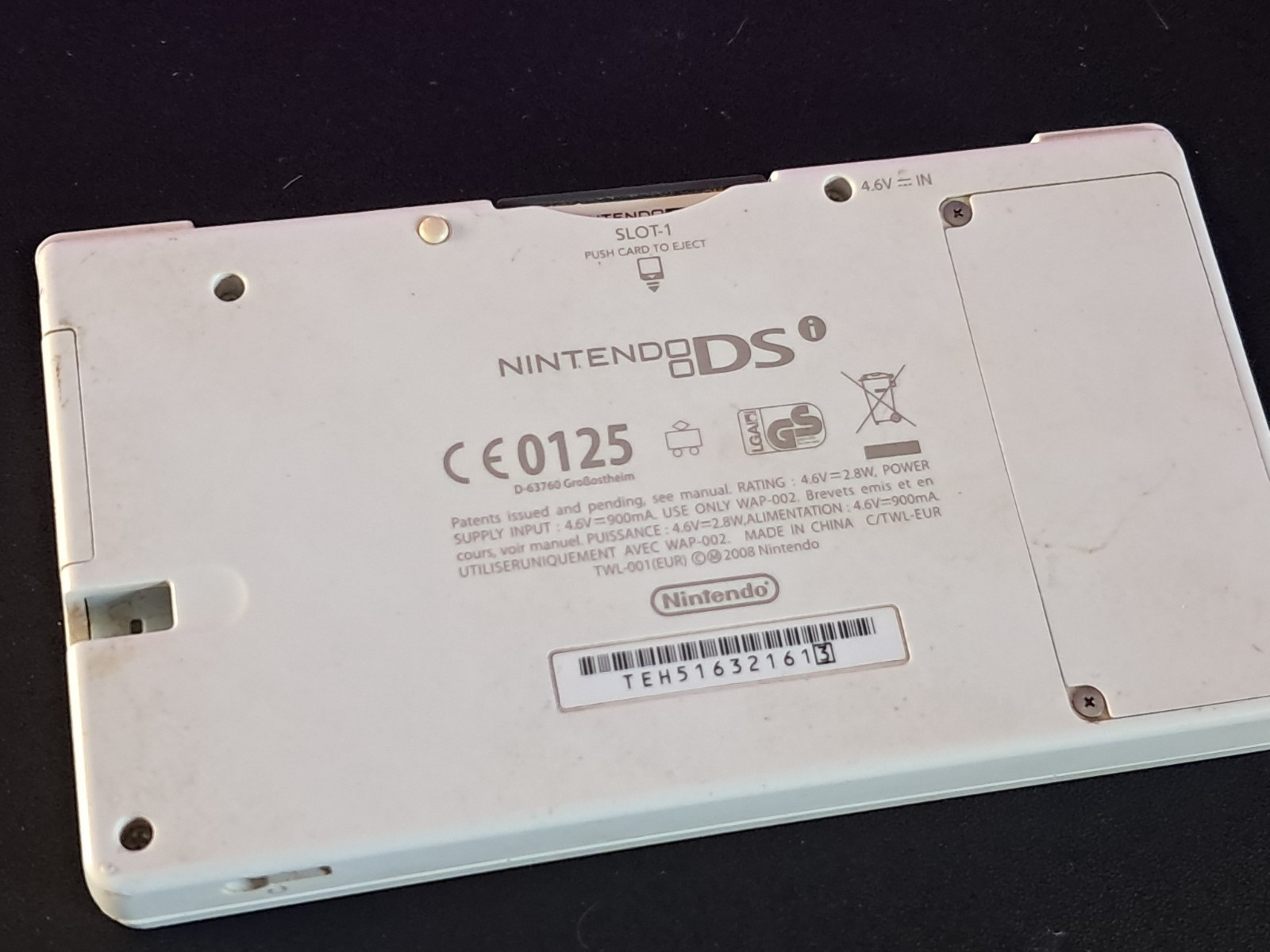 Nintendo DSi White Complete and Working + Original Boutique Style Game