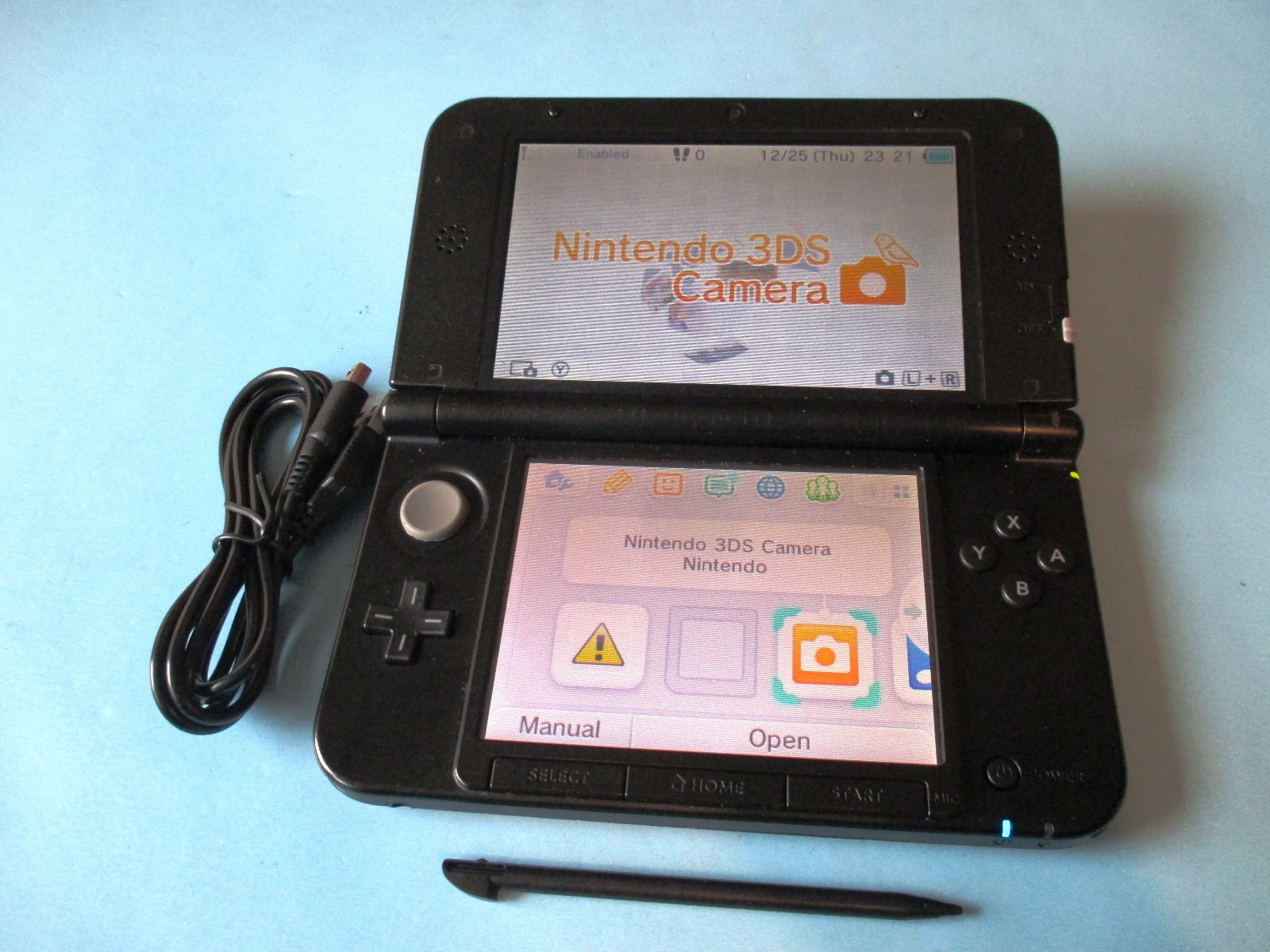 Nintendo 3DS XL Super Mario Gold Edition Red System w/Charger FREE Shipping!