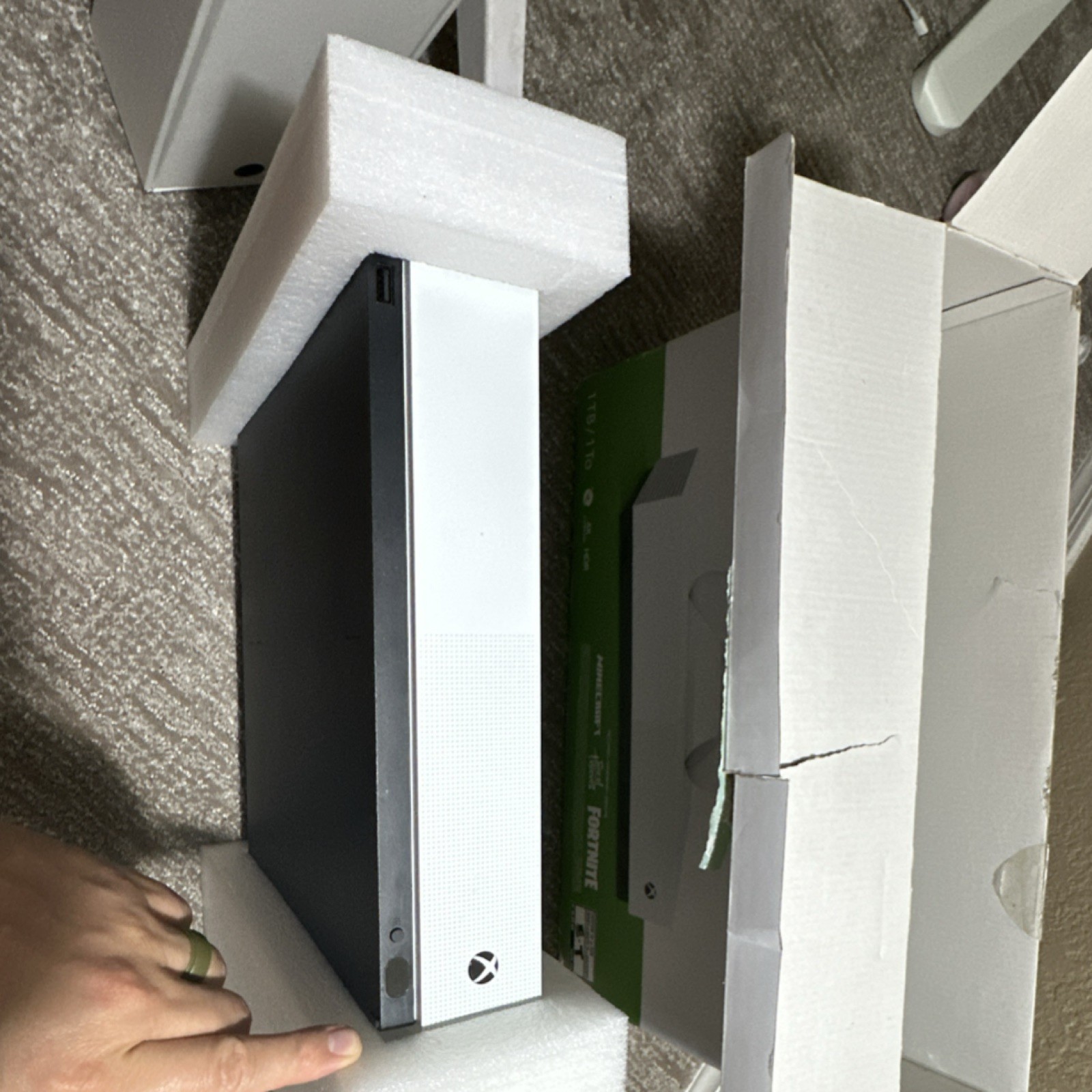Microsoft Xbox One S All Digital Edition 1TB White Console 4K Ultra HD HDR