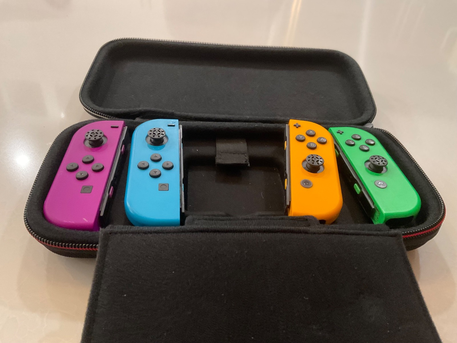 nintendo OLED Model console with controller console holder-etc…