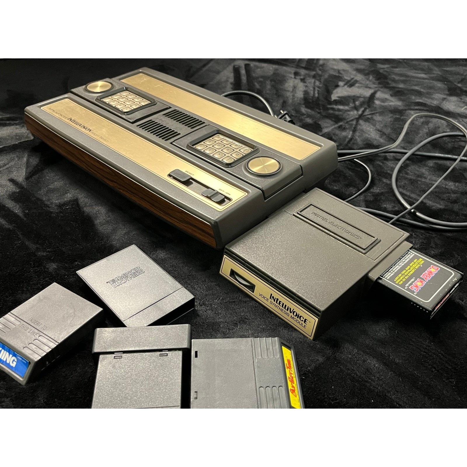 Mattel Electronics Intellivision Model 2609 Console Bundle IntelliVoice 5 Games