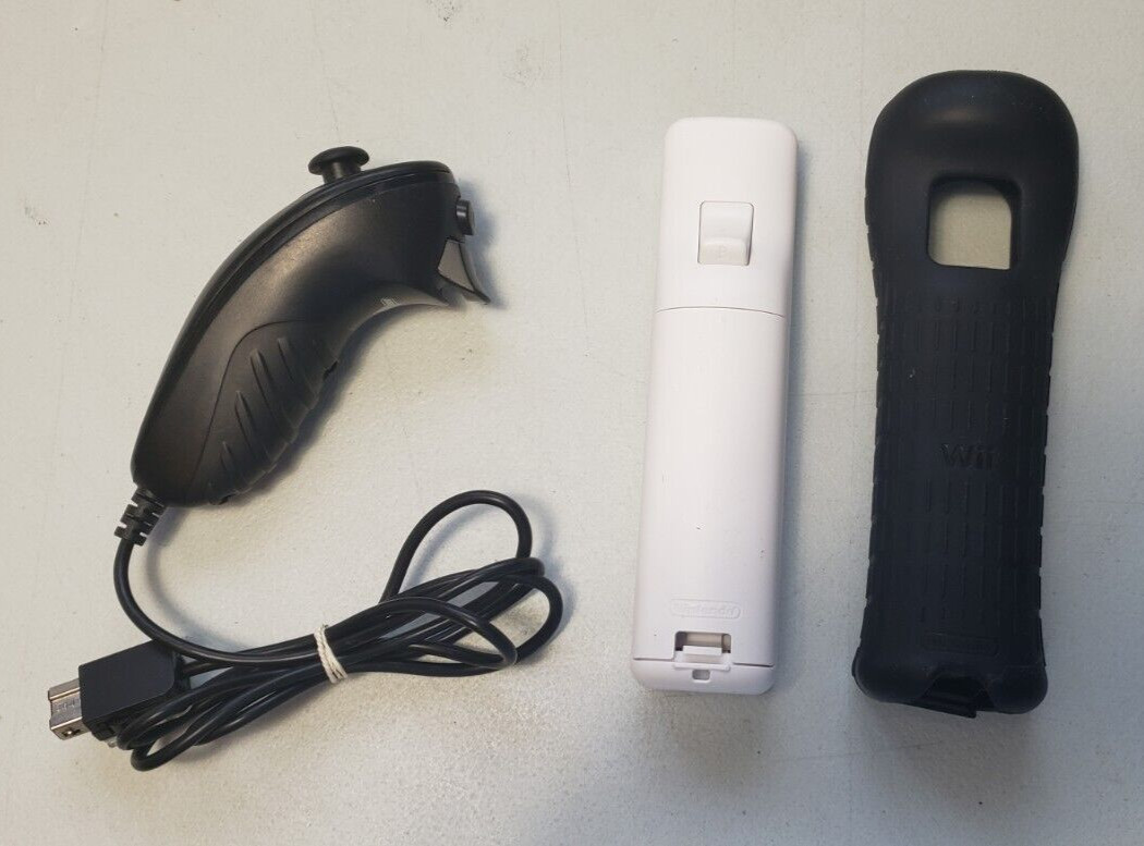 Nintendo Wii Console W/ Box, Controller & Power Cord. Tested And Working