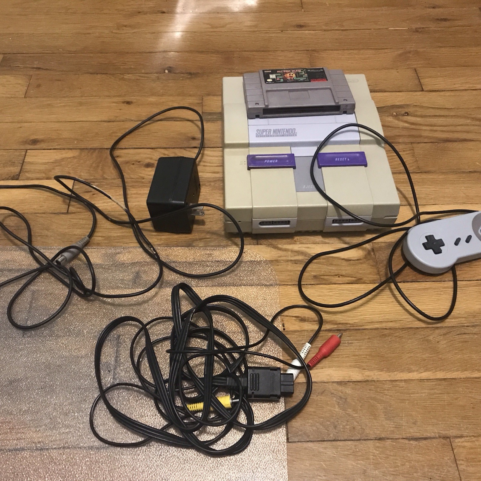 Vintage Super Nintendo Console & Ms Pac-Man Read Description SNS 001