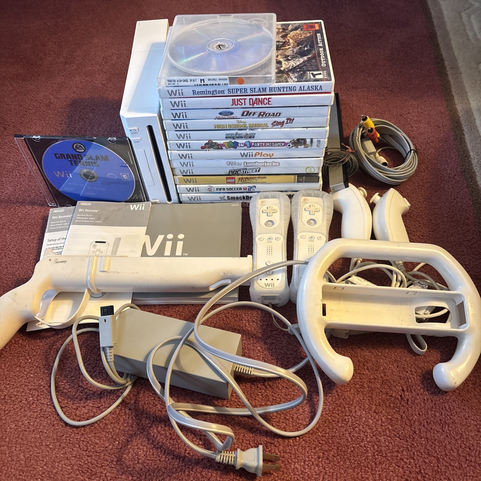 Nintendo Wii RVL-001 Bundle Console,15 Games, 2 Remotes, Nunchucks,Wheel,Gun