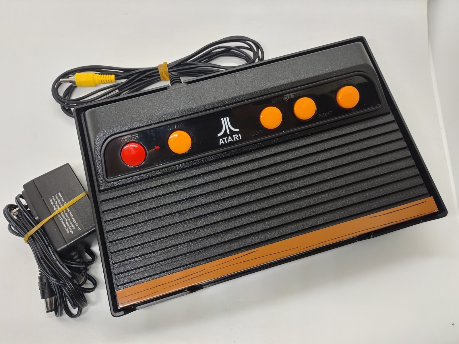 Atari Flashback Classic Game CONSOLE ONLY, Atari Flashback console A2