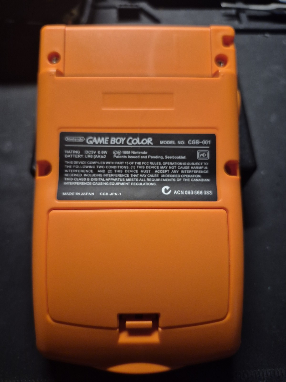 Game Boy Color – Updated Lens, Buttons, Shell