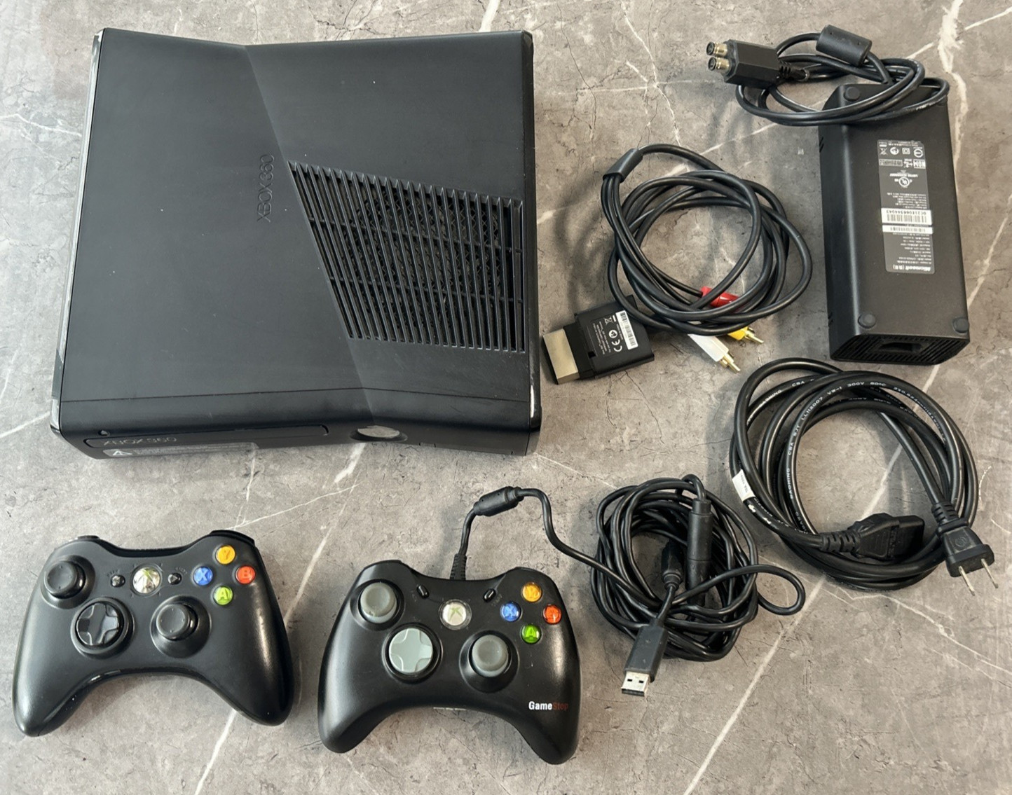Microsoft Xbox 360 S (320GB HDD) console w/ 2 Controllers