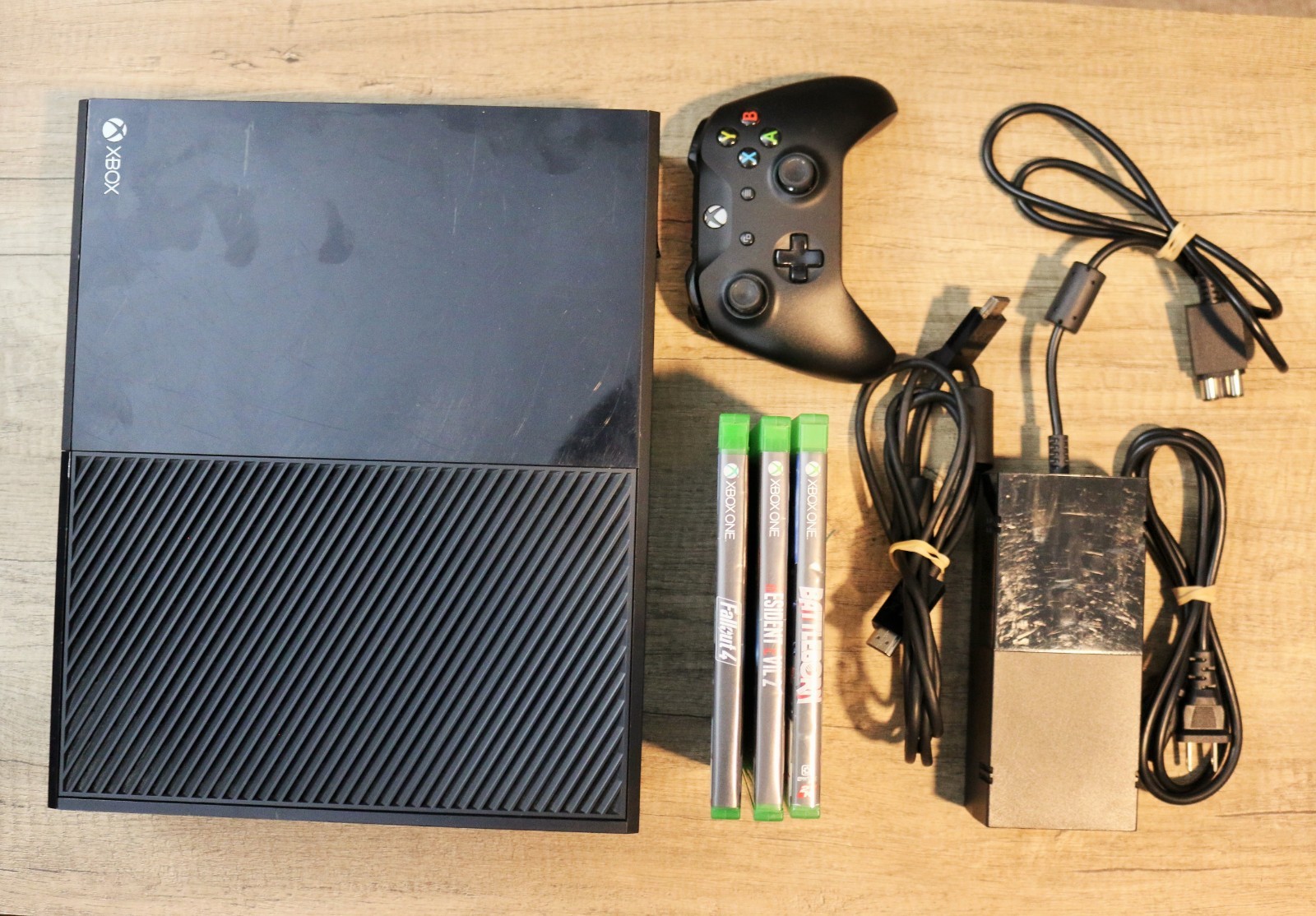 Microsoft Xbox One 1540 Console Bundle + Controller + 3 Games – Tested & Working