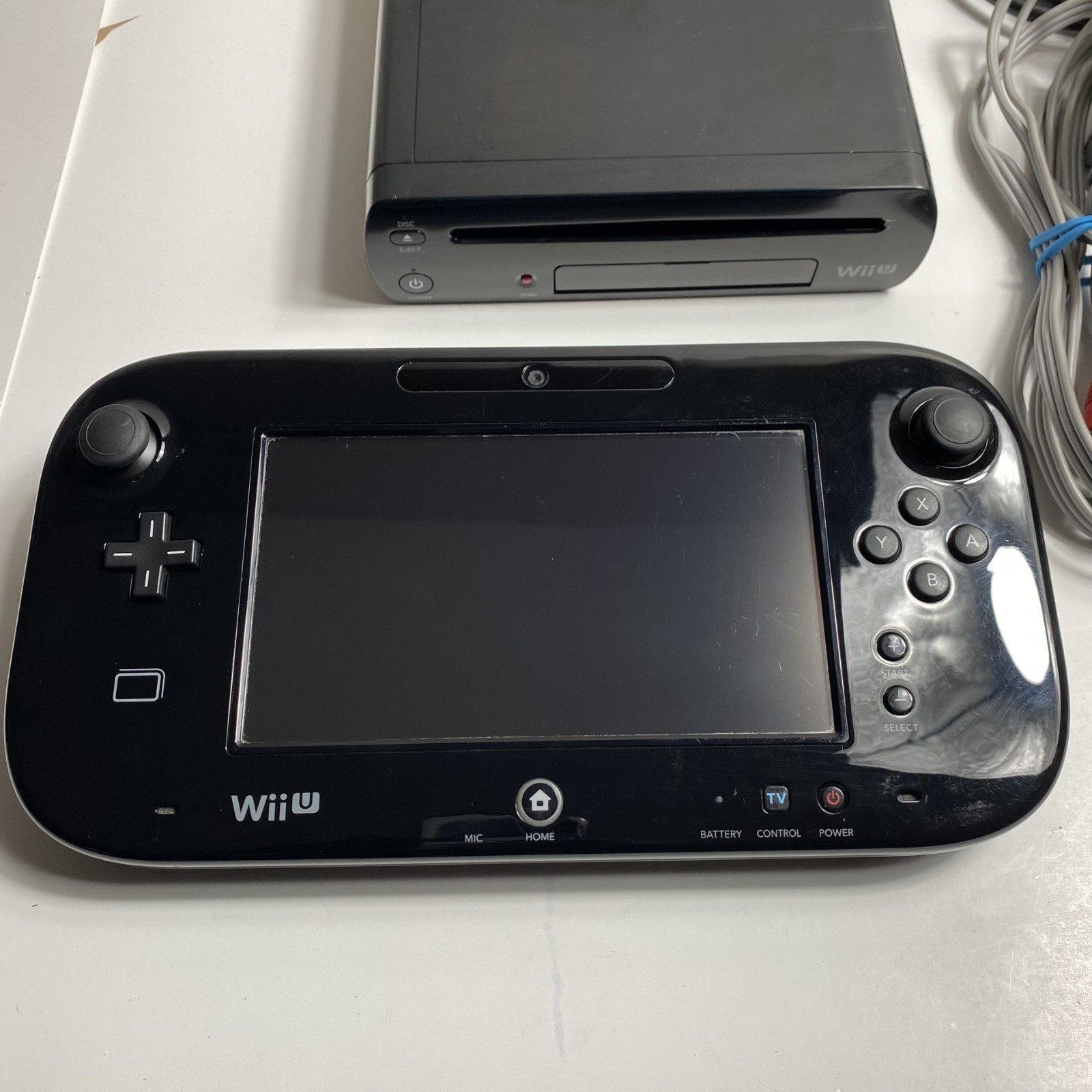 Wii U Console Black 32GB Complete Bundle – w/ Pro Controller & Mario Kart 8