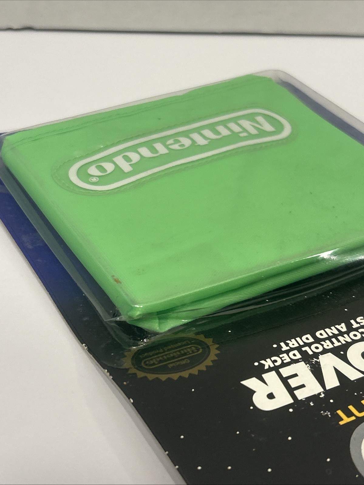 Nintendo NES Green System Console Dust Cover (Very Rare) TOYS R US 1990