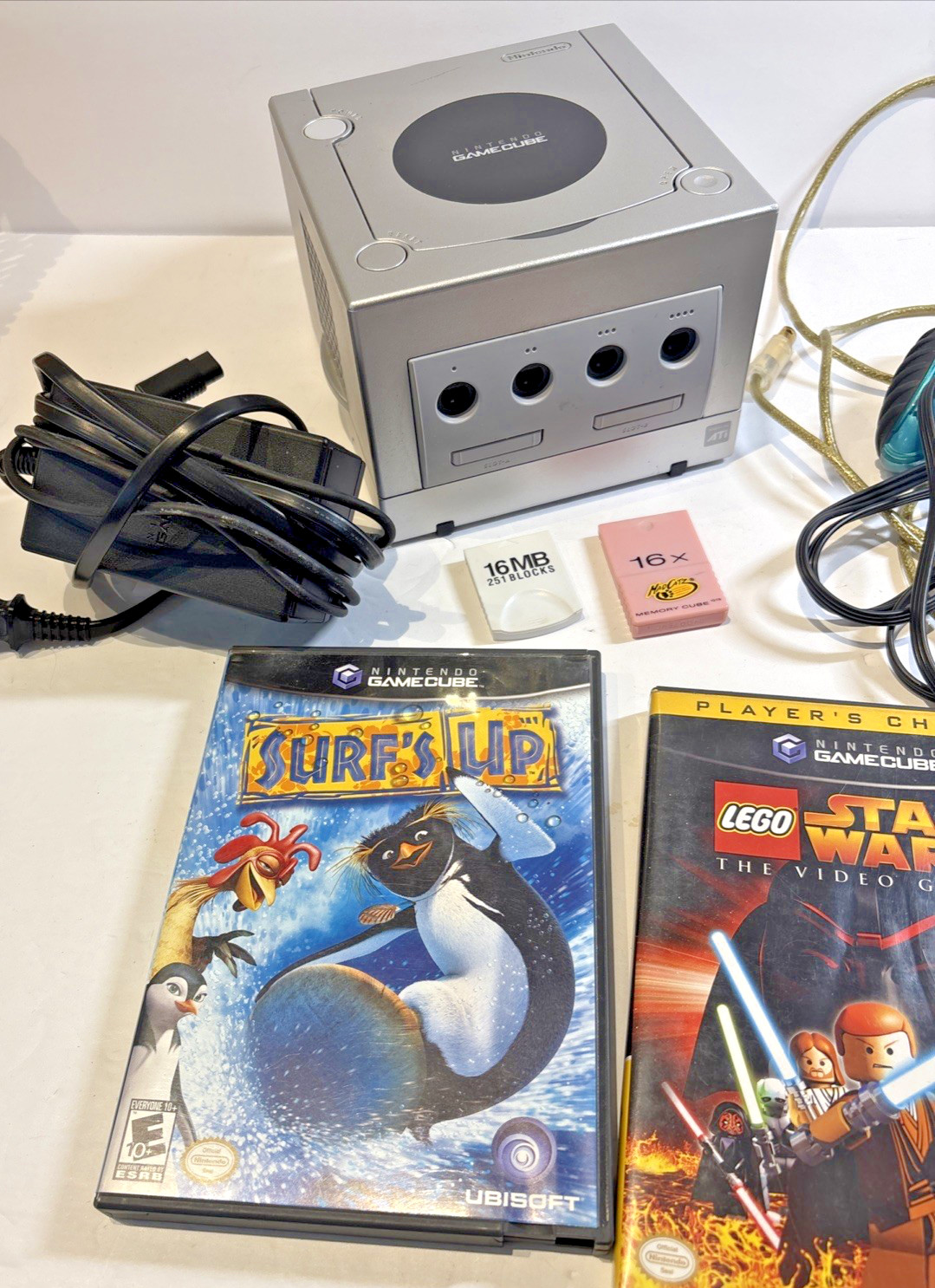 Nintendo GameCube Console – Platinum Silver w Games, Cords, Controller, Manual