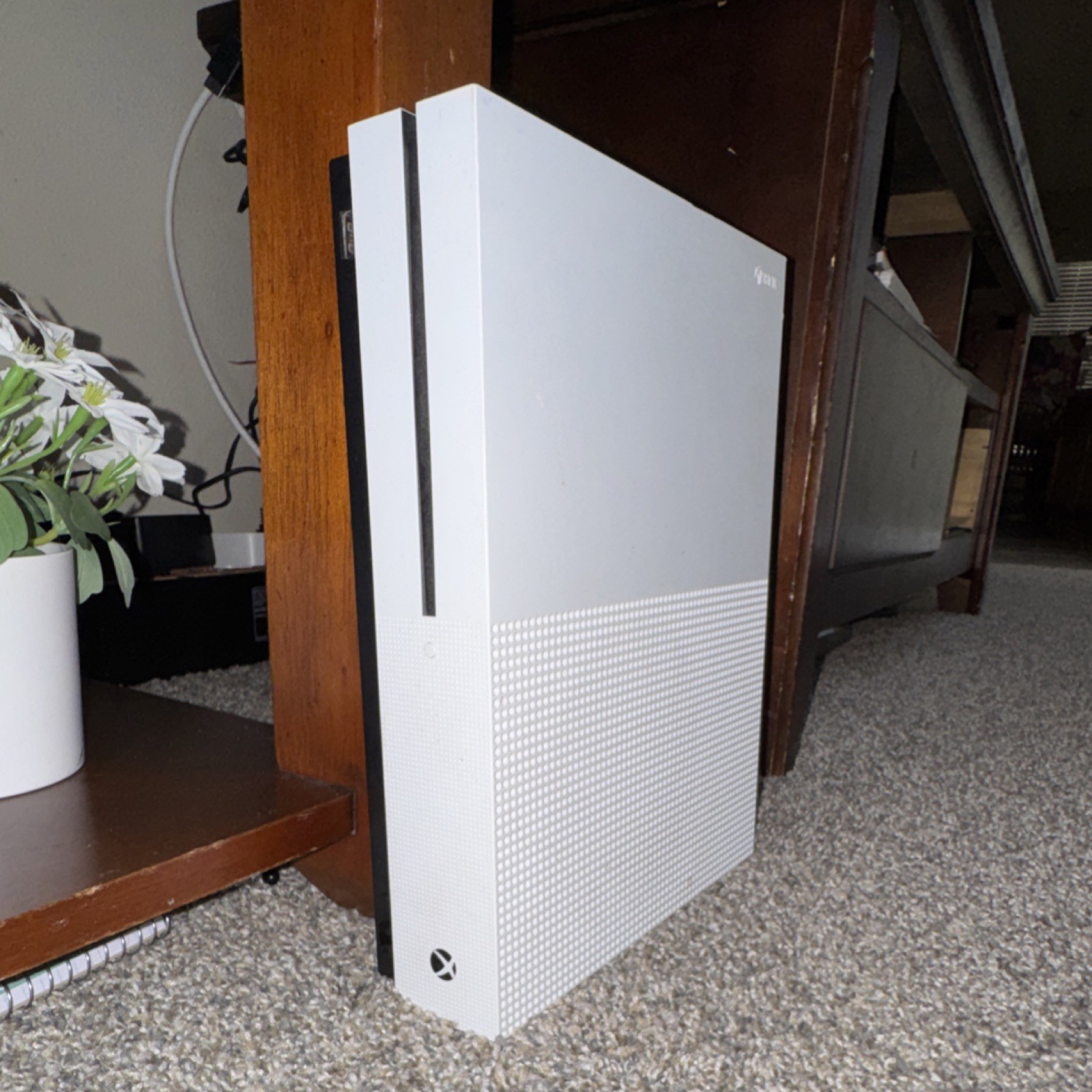 Microsoft Xbox One S Home Console White Wi‑Fi Capability HDMI Connectivity