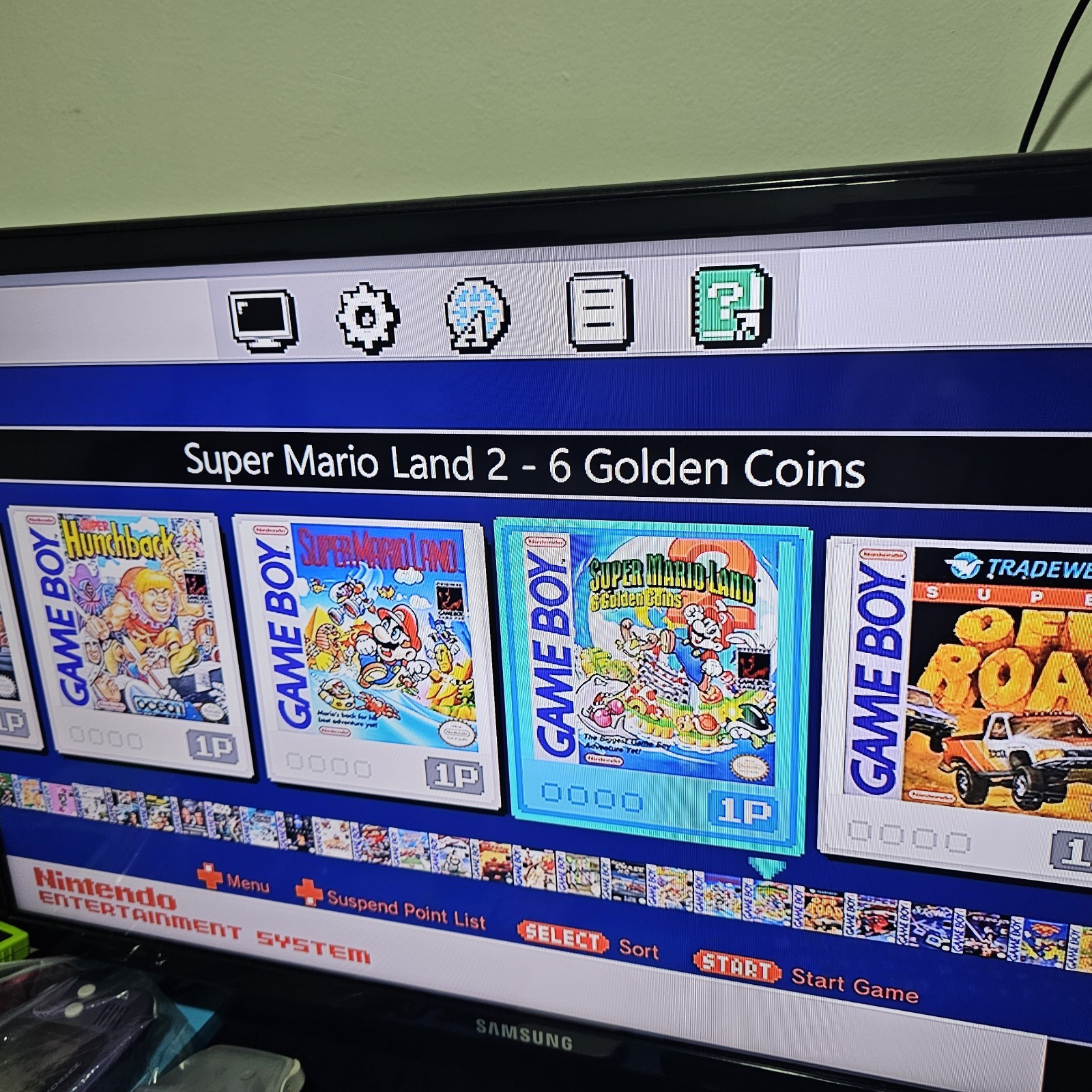 Nintendo NES Classic Edition Console + Nyko Wireless Controller- Fully Loaded