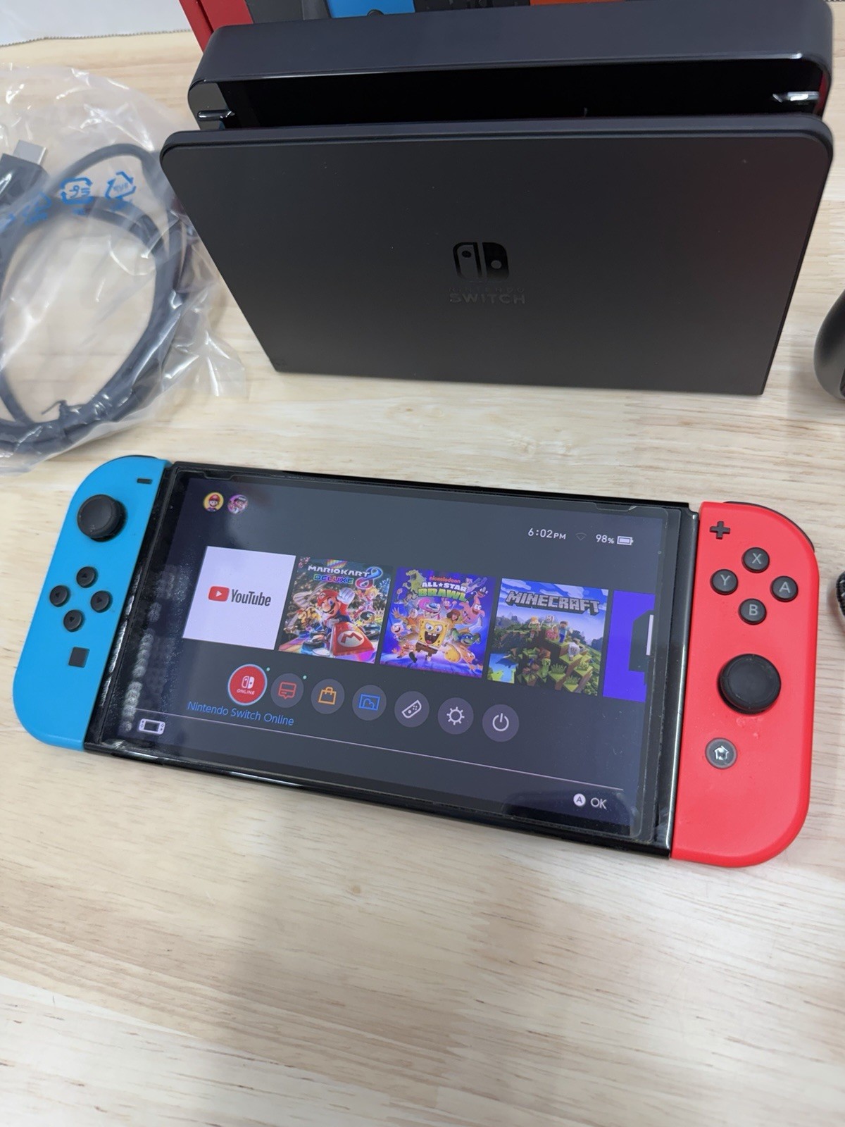Nintendo Switch OLED Model 64GB HEG-001 Console + 3 Games ~ Great Condition