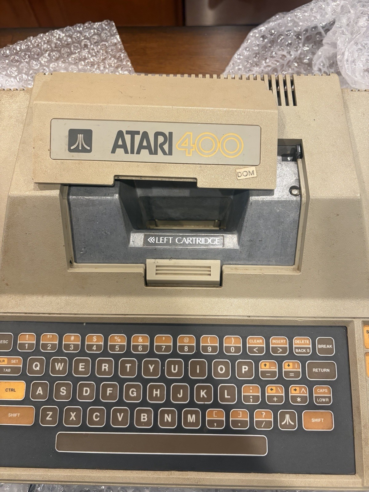 Atari 400 Vintage Home Computer Console Untested/Parts/Repair/AS-IS