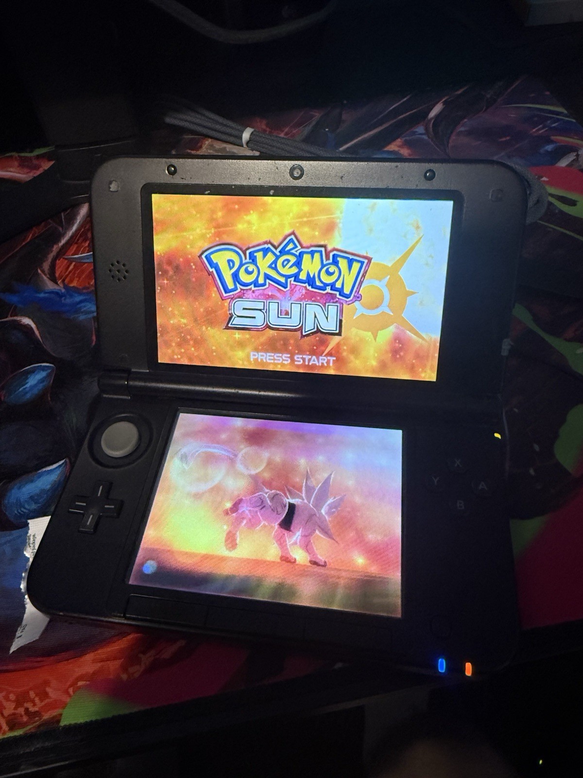 Nintendo 3DS XL SPR-001 Red/Black Handheld System w/ Stylus & 4GB SD + Games