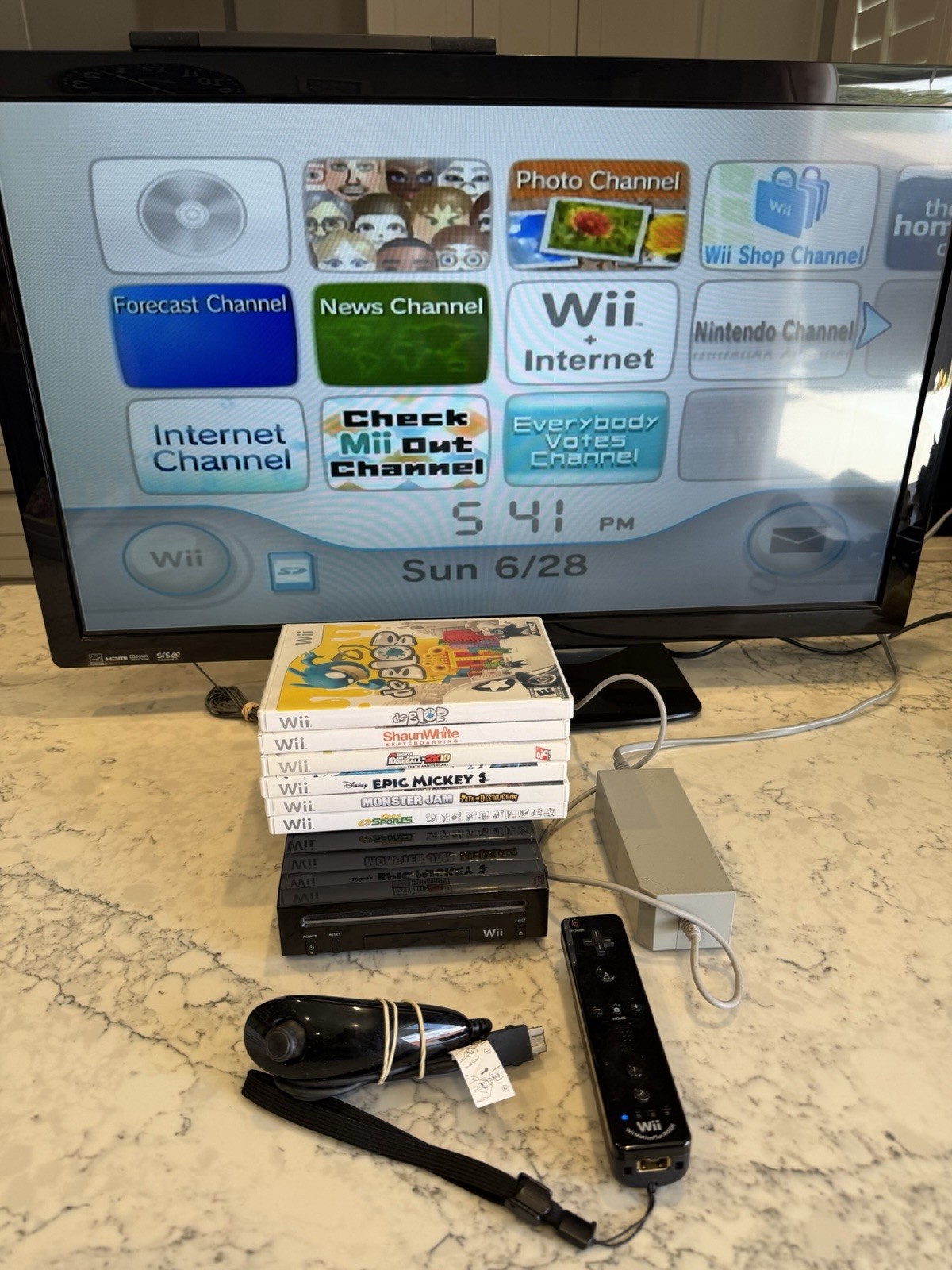 Nintendo Wii RVL-101 Console Bundle 6 Games MotionPlus Tested Complete Works