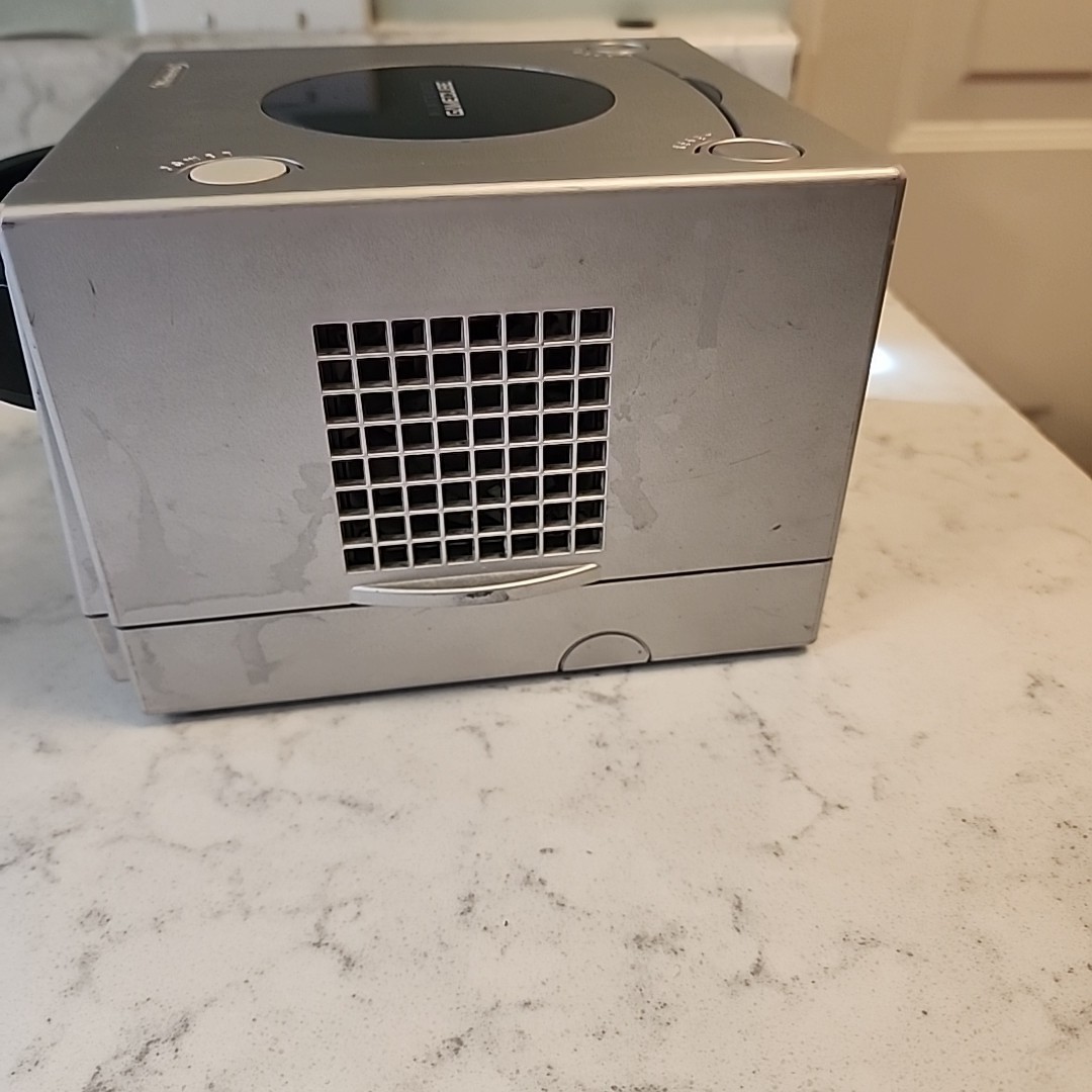 Nintendo Game Cube Console Silver – Platinum Gamecube DOL-101(USA)