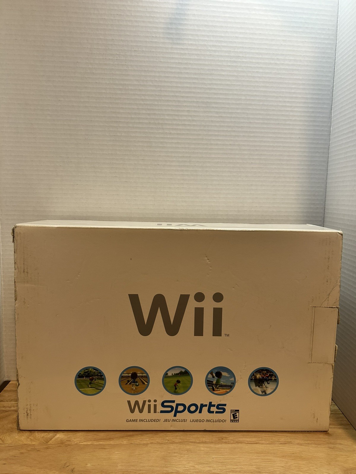 Nintendo Wii White Console TESTED,2 controllers 4 GAMES 2 RECHARGEABLE BATTERIES