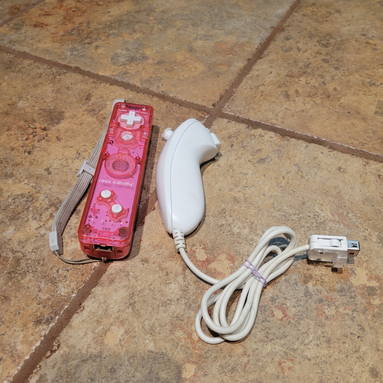 Nintendo Wii Console + Sensor Bar & Cords BLACK RVL-101(USA)