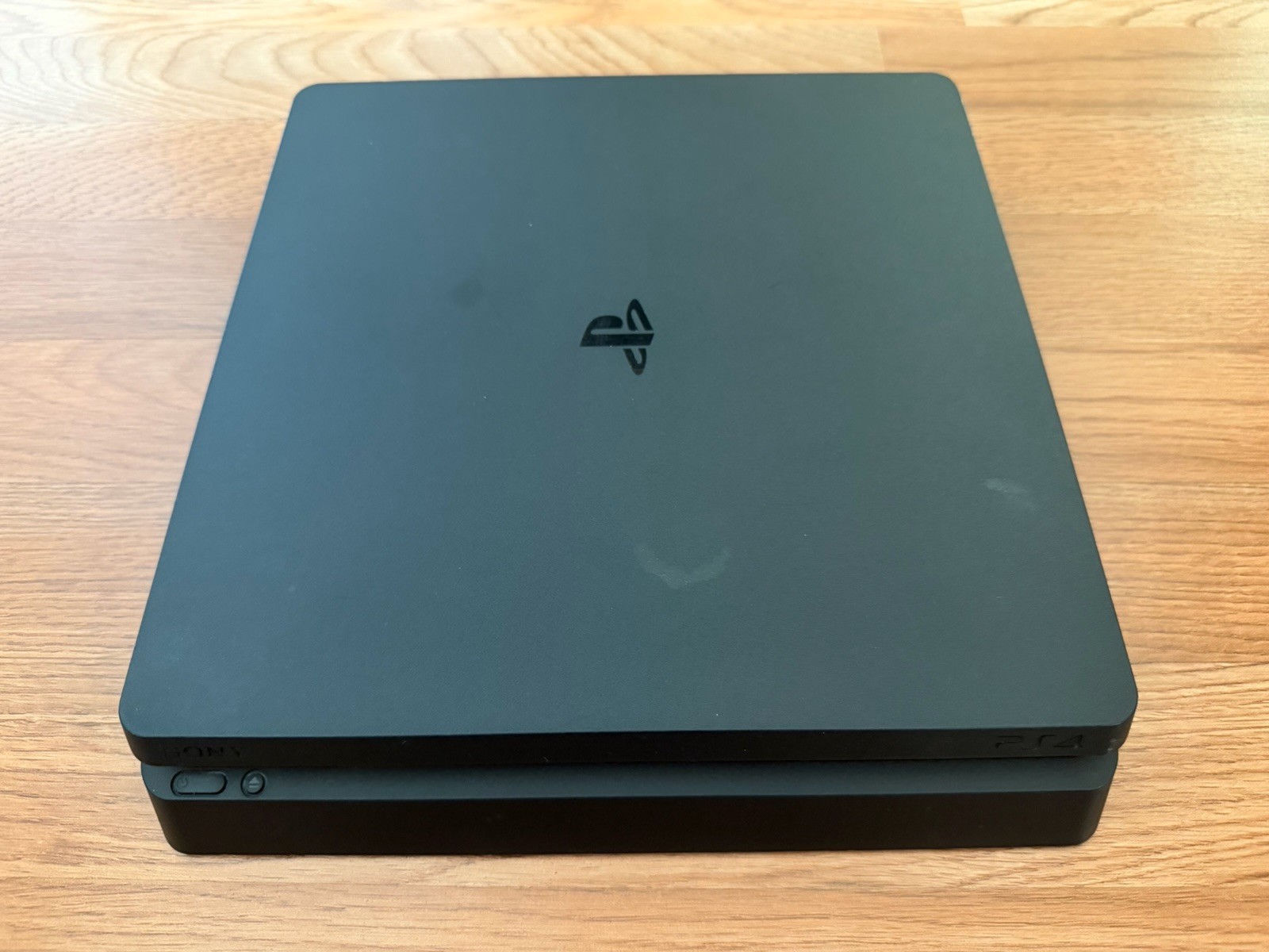 Digital Only Sony PlayStation 4 Slim 1TB Console Read