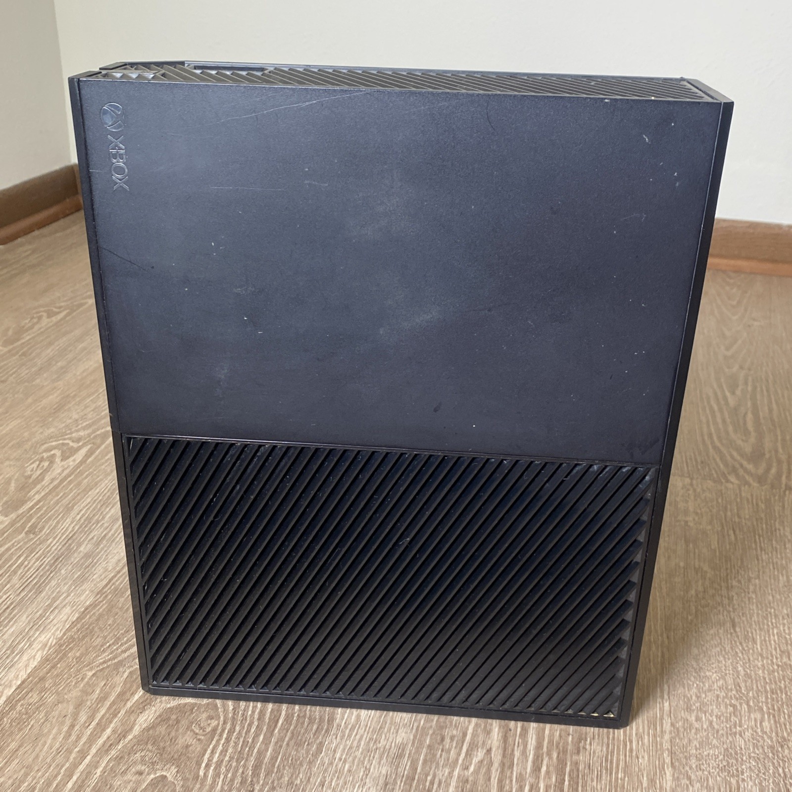 Microsoft Xbox One 500GB Home Console – Black (1540) With Controller READ