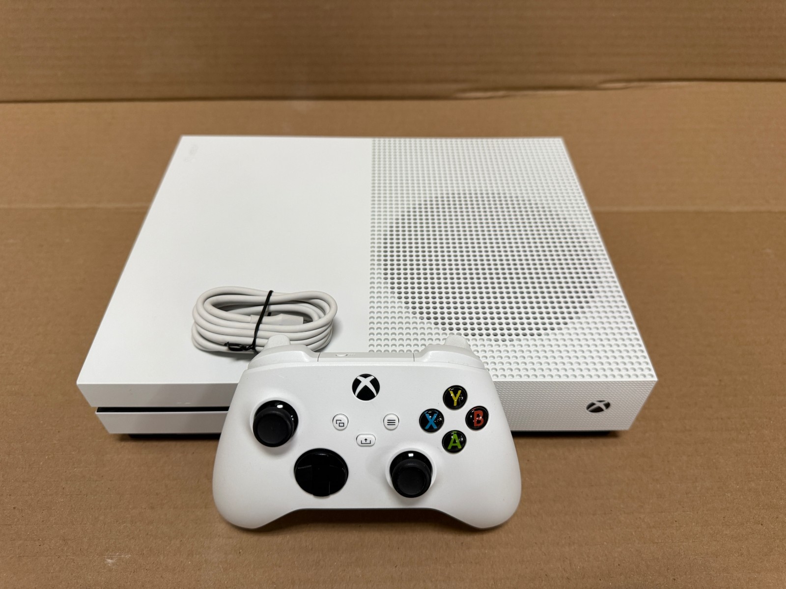 Microsoft Xbox One S 512GB Digital Console White with Wireless Controller 120FPS