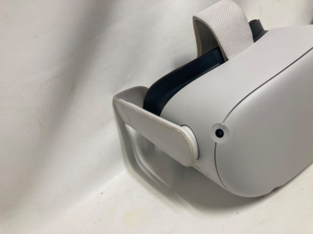 META QUEST KW49CM 128GB VIRTUAL CAMING SYSTEM
