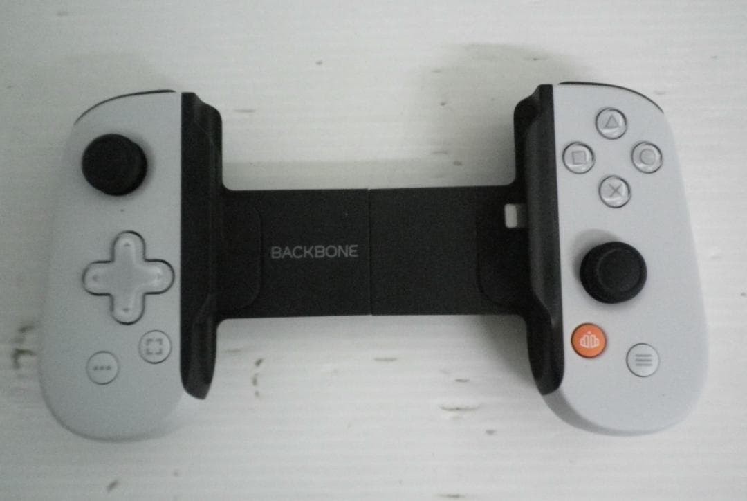 PSP Backbone Mobile Game Controller For Playstation Bb-02-W-S Japan