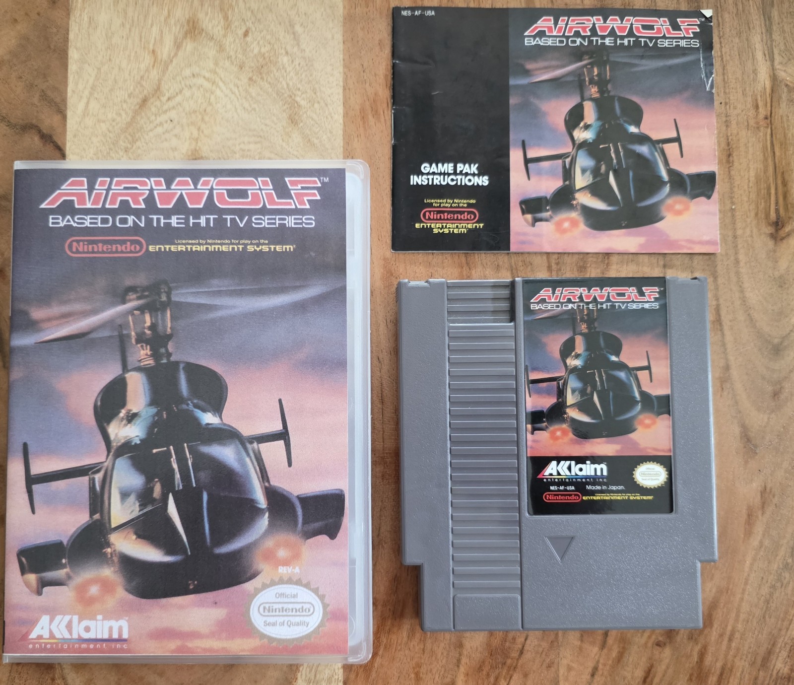 Nintendo NES Action Set Console Bundle CIB + power glove NES Advantage 3 games