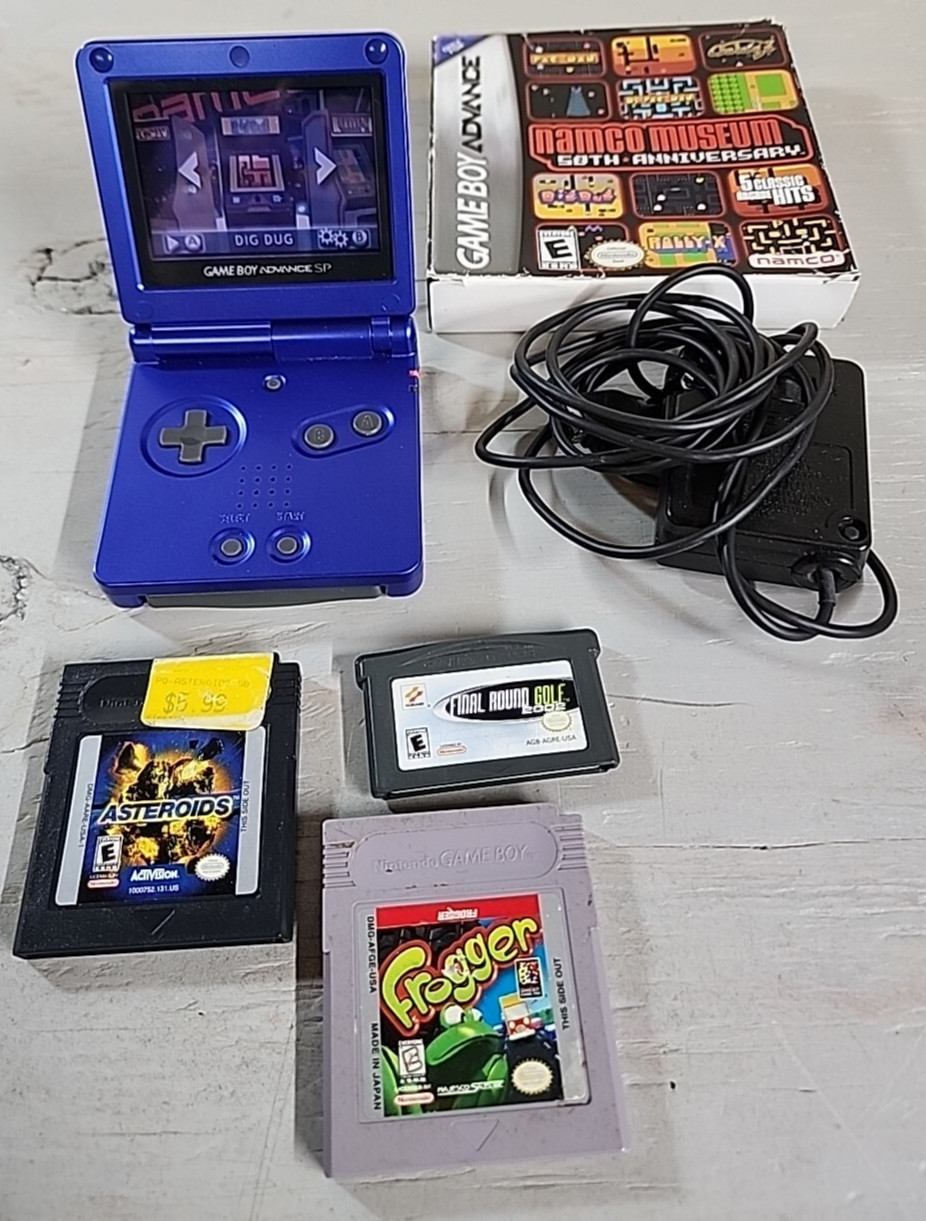NINTENDO GAMEBOY ADVANCE SP Blue 4 GAMES Asteroids Frogger Golf Namco & CHARGER
