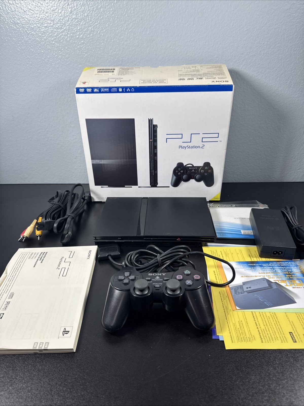 Sony PlayStation 2 PS2 Slim Black Console SCPH-70012 Complete in Box