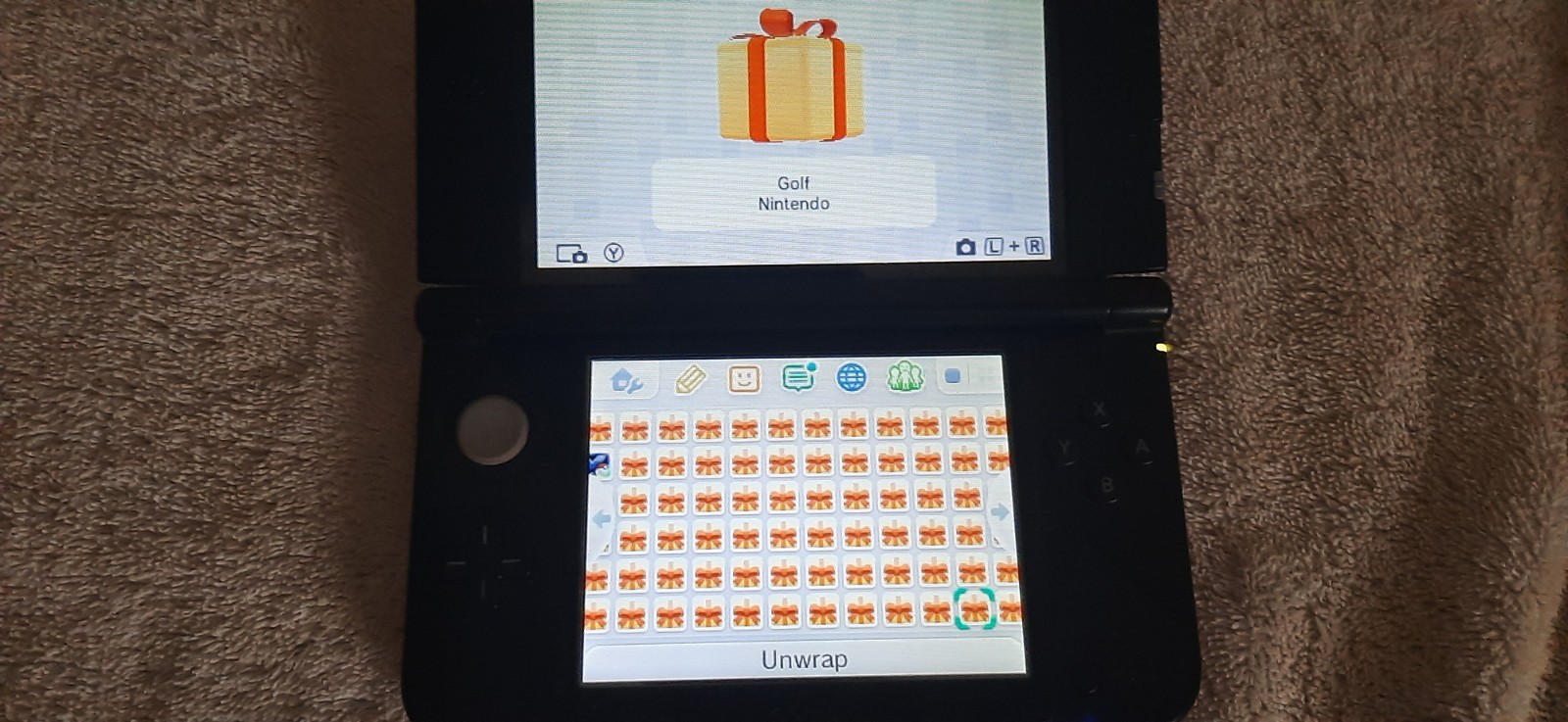 Nintendo 3DS XL (about) 200+ Games – Sold AS-IS (Charger Not Included)