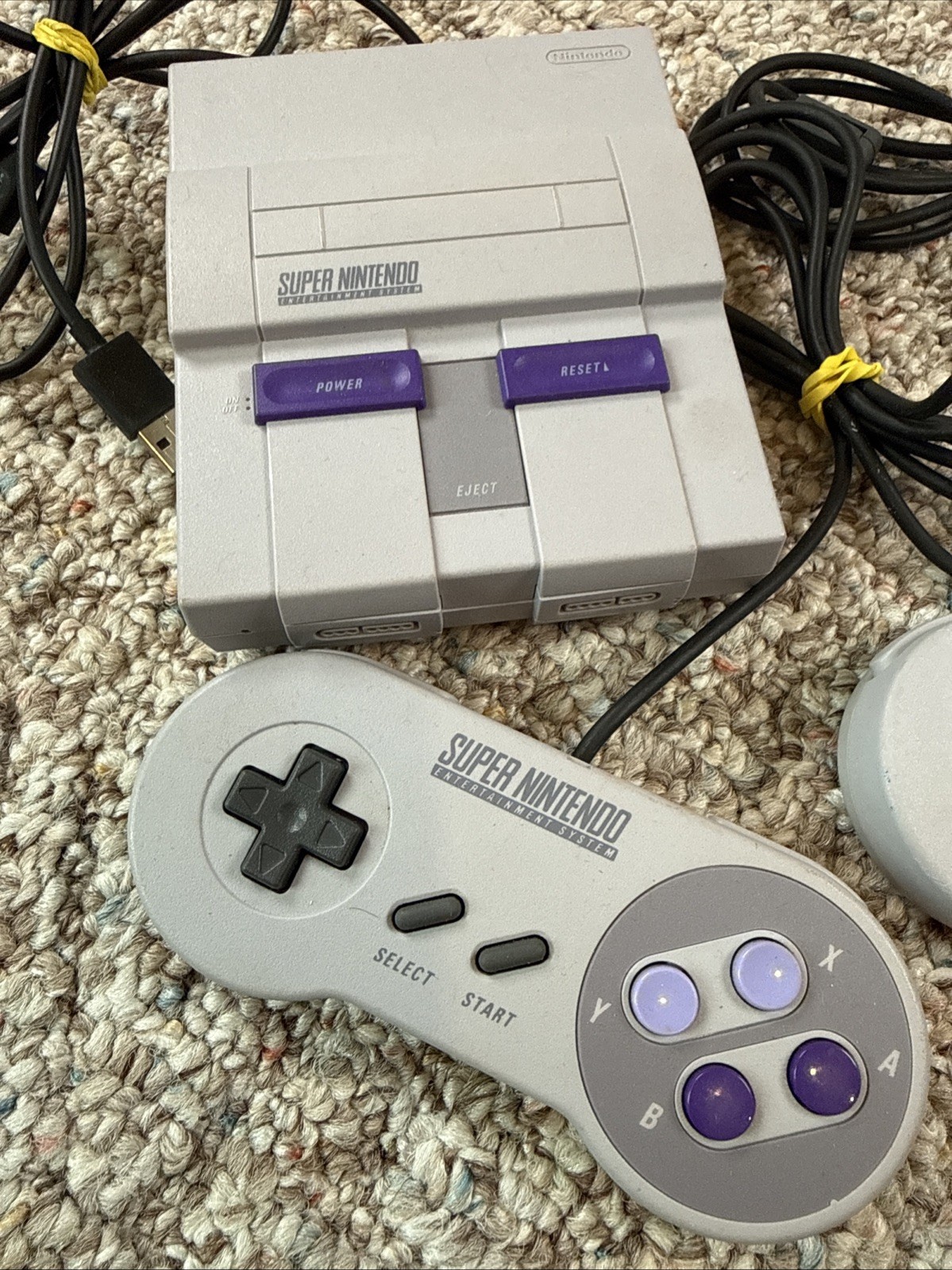 Nintendo Super NES Control Deck Model CLV-201 w/ Two Controllers SNES
