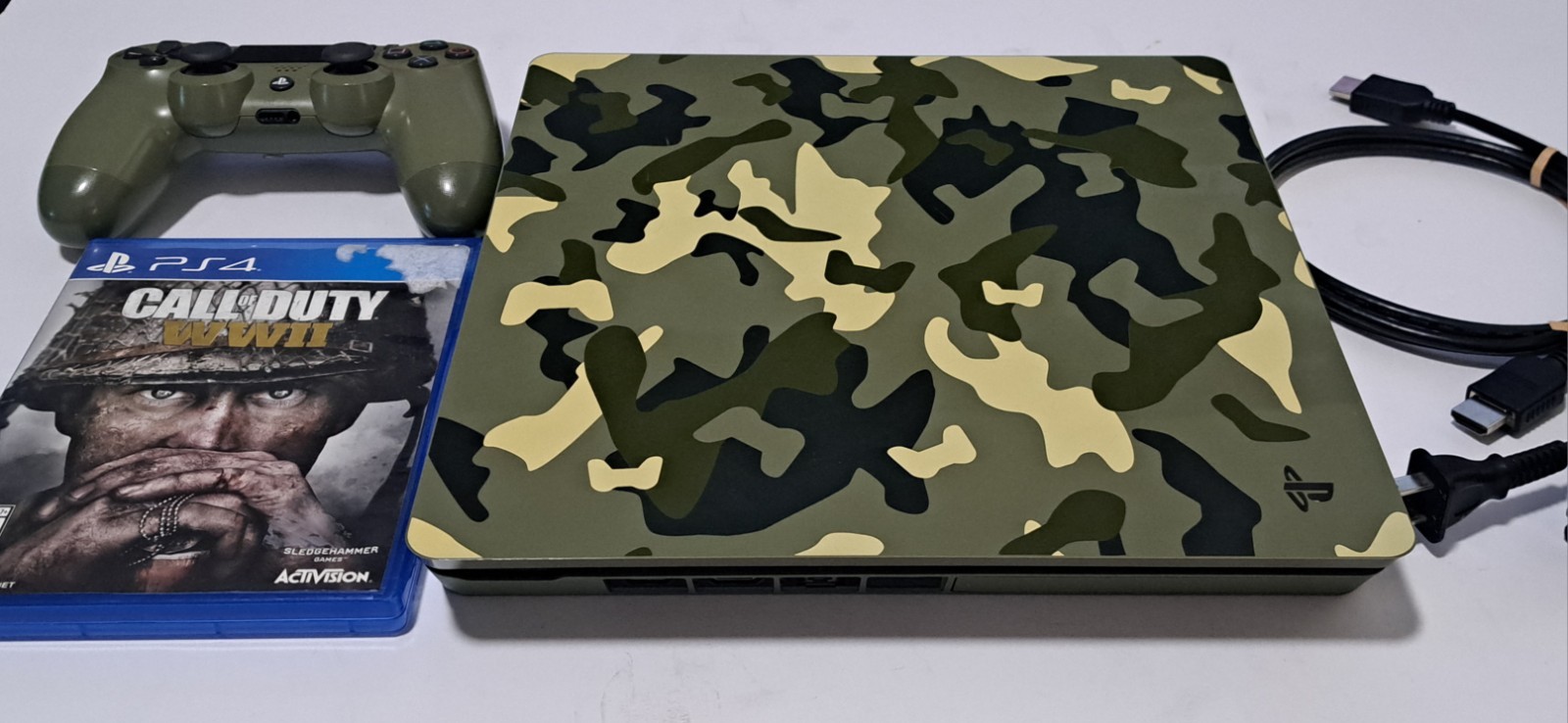 PS4 Slim Call of Duty: WWII Limited Edition 1TB Camo With 6 Games Lot!