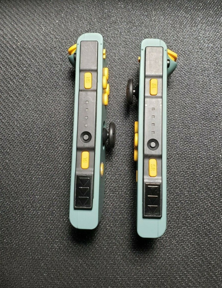 Custom Forest Green w/ Yellow Buttons Left and Right Nintendo Switch Joy cons
