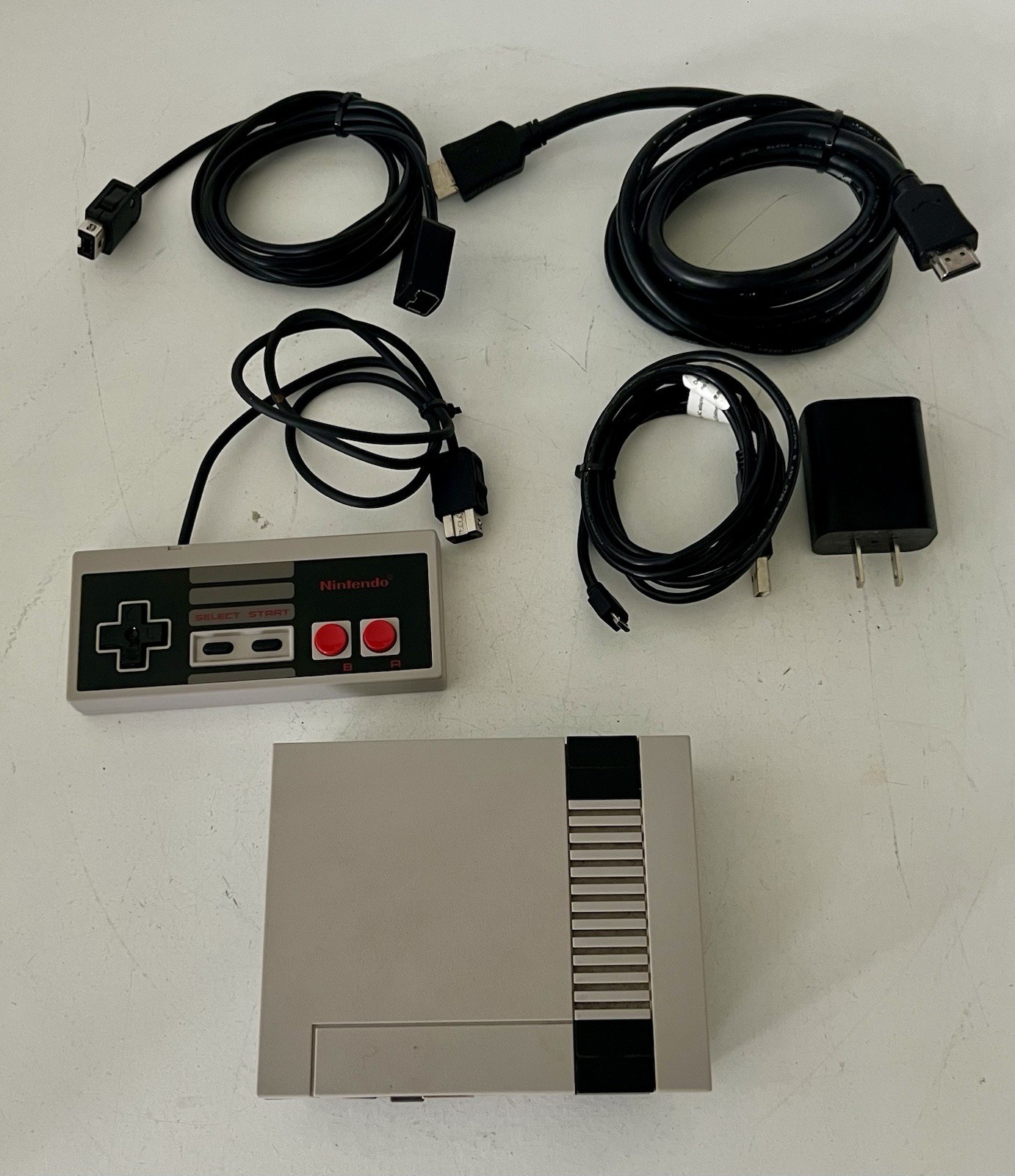 Nintendo Entertainment System NES Classic Edition Model CLV-001 Mini Console OEM