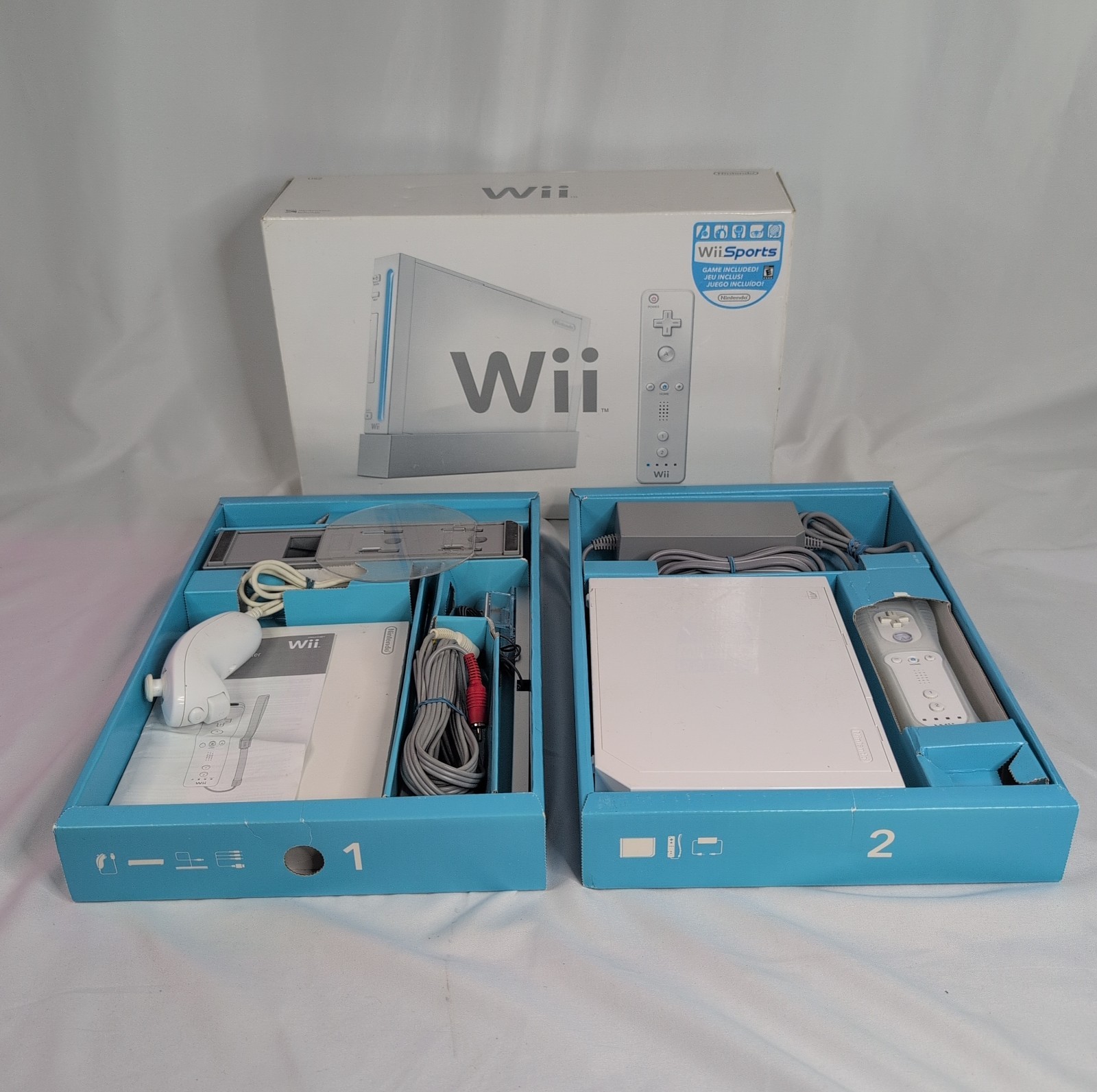 Boxed Nintendo Wii Console Bundle – 6 Games, Controller & Cords + Accessories