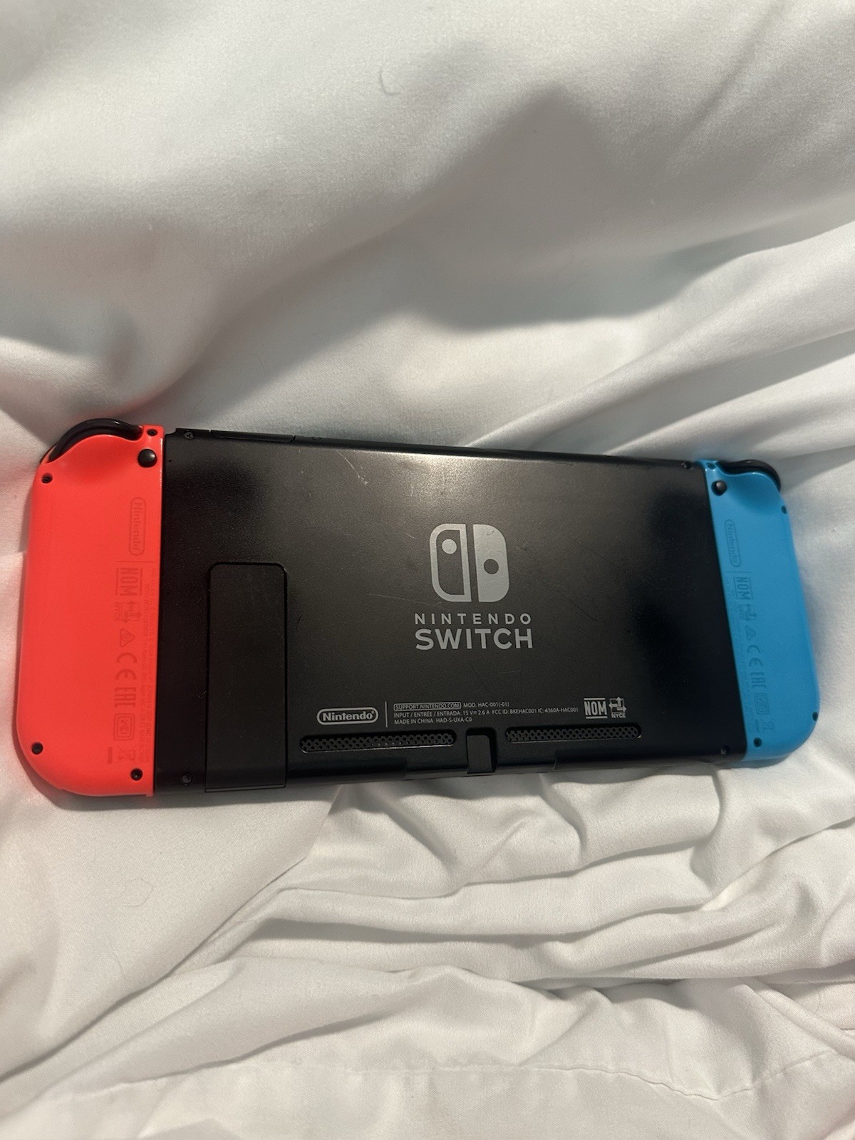 nintendo switch with sd card And Docking Station
