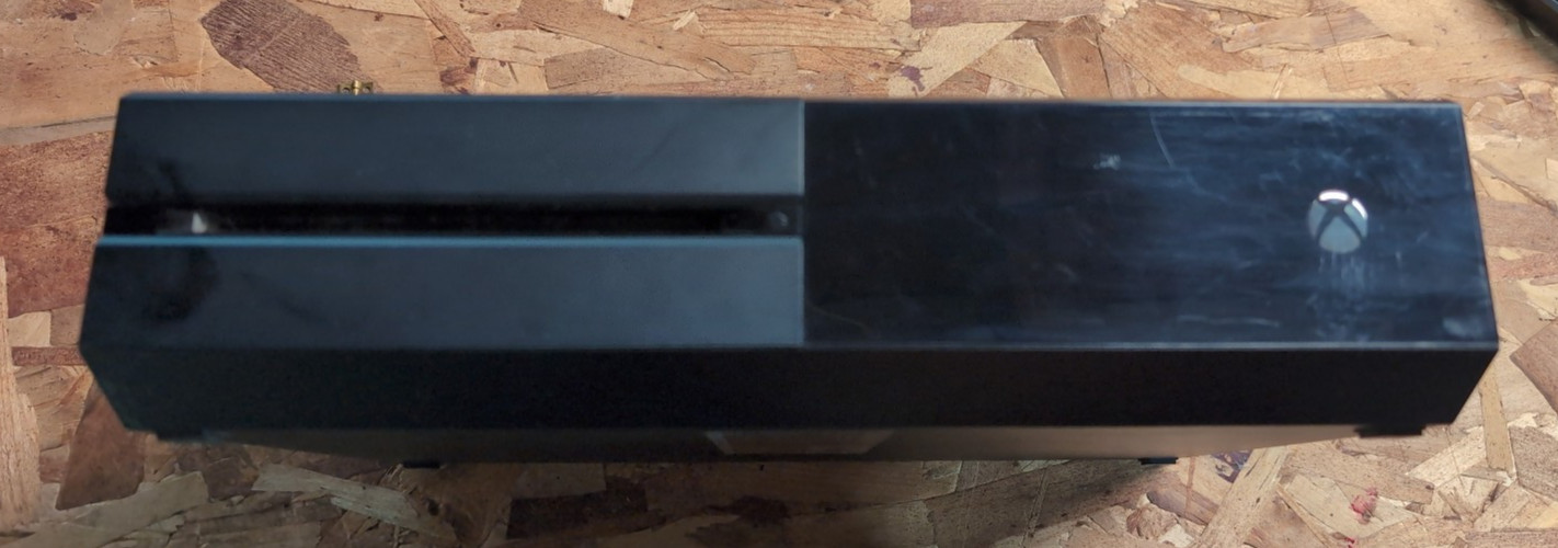 Microsoft Xbox One (Model 1540) 500GB – Good Condition w/ Media Remote