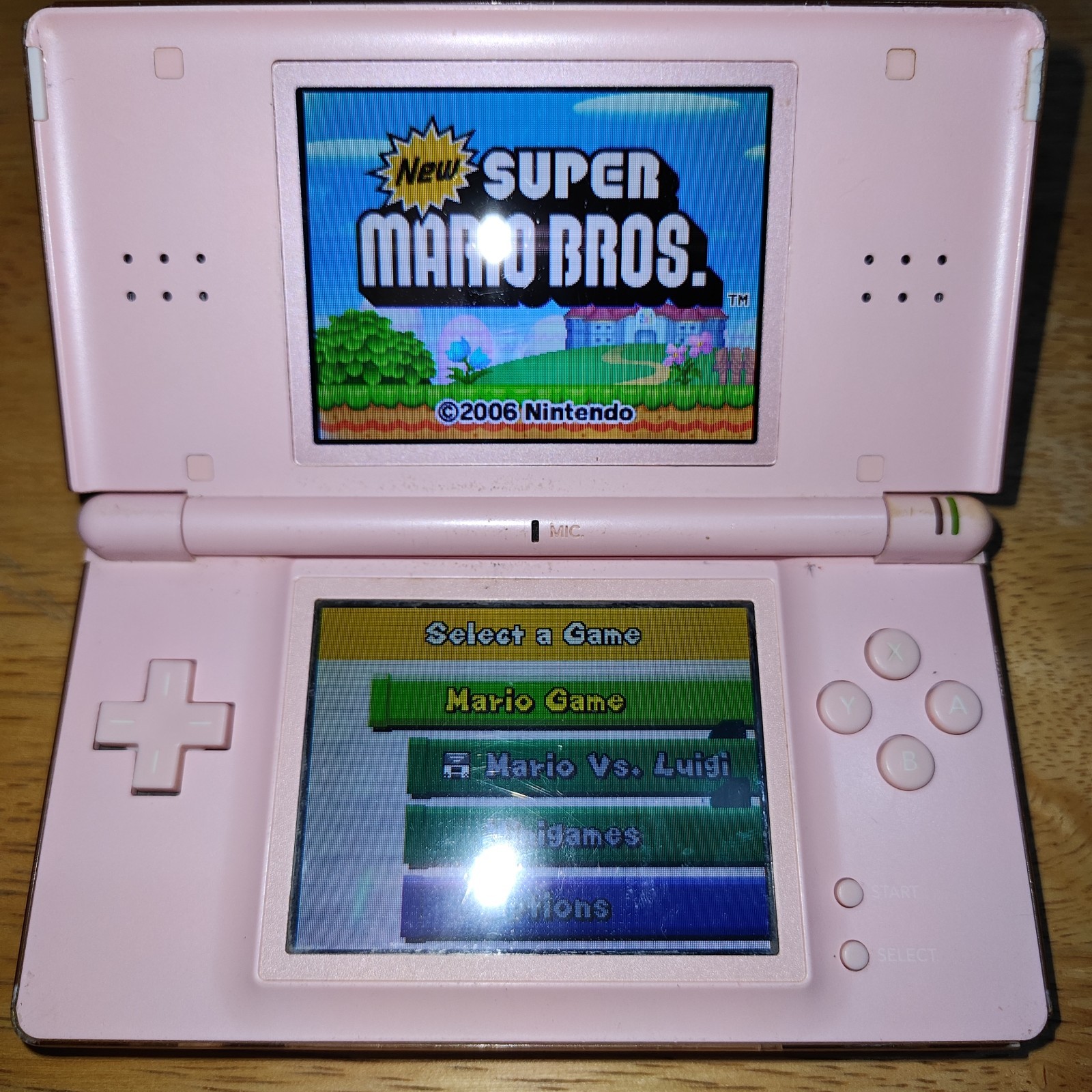 Nintendo DS Lite – Coral Pink Read Description