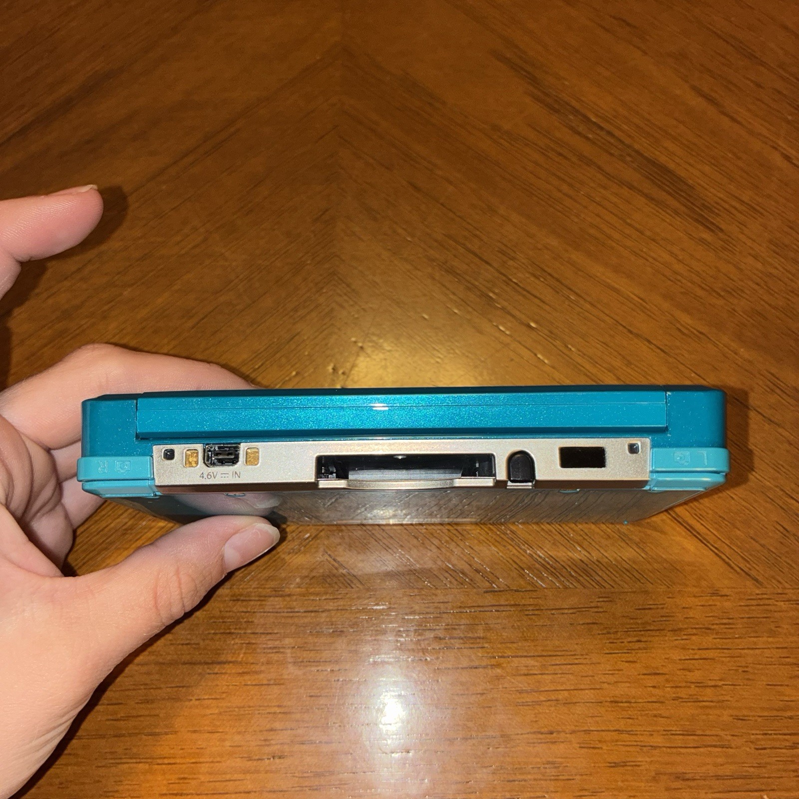 Nintendo 3DS Handheld System – Aqua Blue