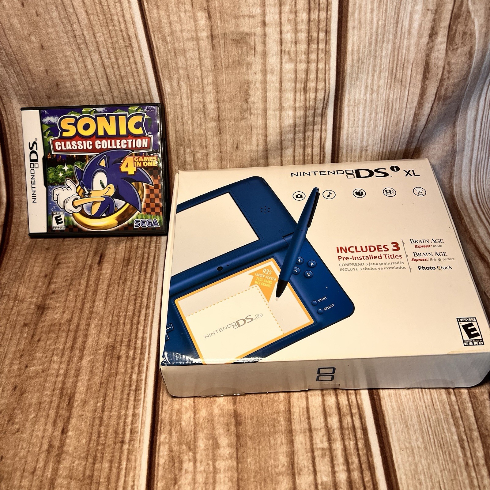 Nintendo DSi XL Handheld System – Midnight Blue