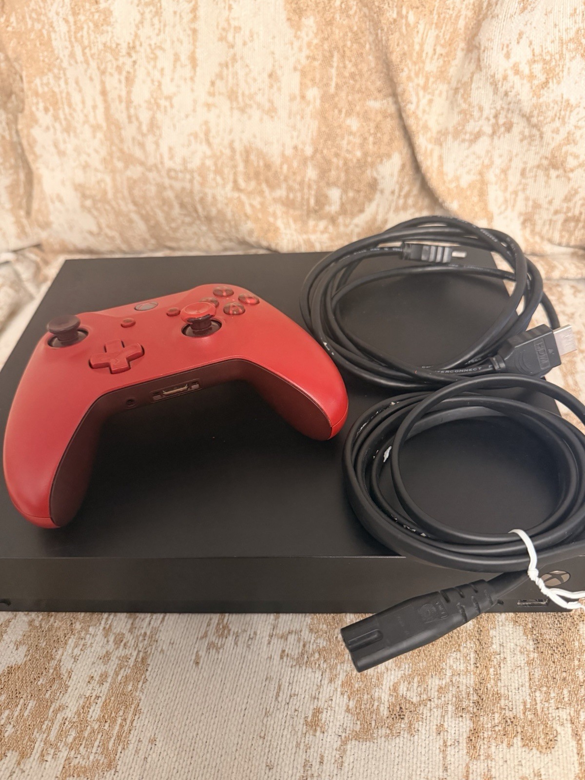 Xbox One X – 1TB – Model 1787 with one controller/hdmi cable and charger