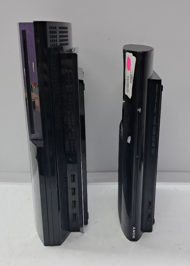 Lot Of 2 Sony PlayStation 3 CECHE-2001A/CECH-4001c Consoles (For Parts/Repair)